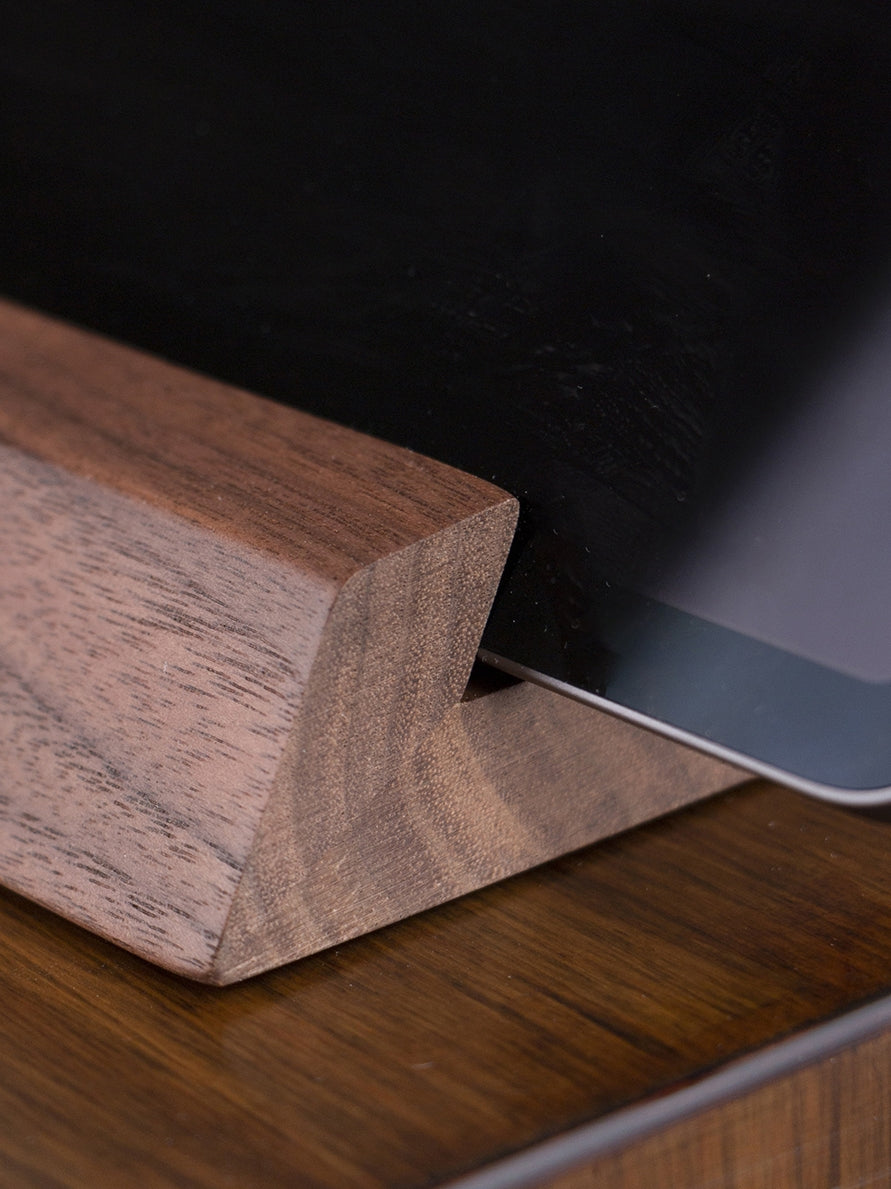 Retro Walnut Solid Wood Tablet Stand, Creative Desktop Computer and Phone Holder