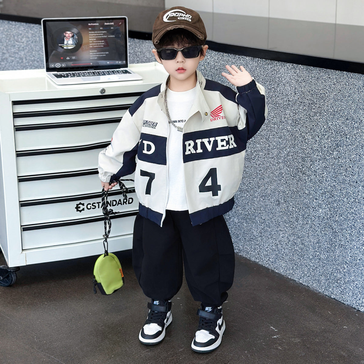 Stylish Windproof Loose Fit Boys Jacket