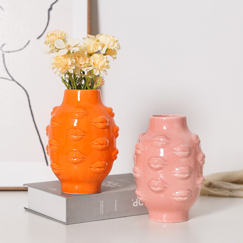 Minimalist Ceramic Lip-Shaped Flower Vase Modern Home Decor Ornament for Living Room and Hotel