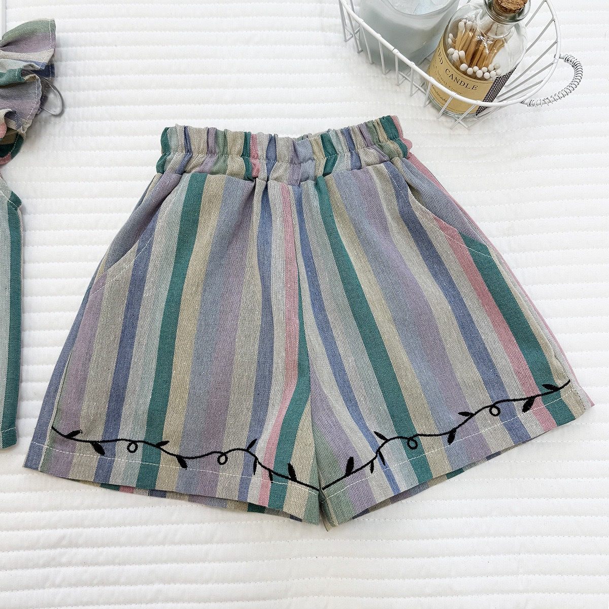Summer Girls' Outfit Set New Stripe Sleeveless Top with Embroidery Flower Shorts Casual Two-Piece Set