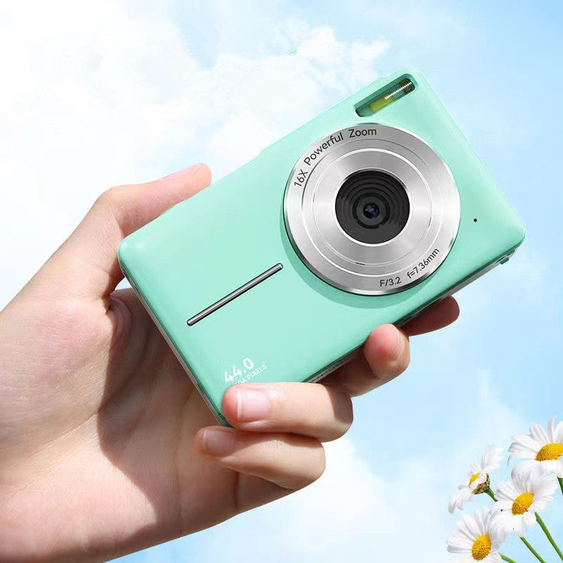 1080P Compact Digital Camera CCD – 16x Zoom, Stabilization and Memory Card